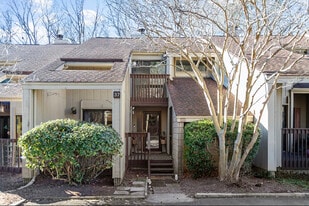 4100 Five Oaks Dr in Durham, NC - Building Photo