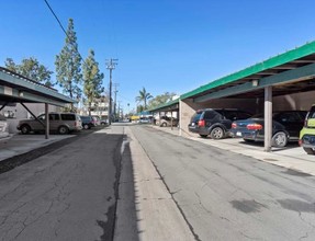 The Daisy Apartments in Anaheim, CA - Building Photo - Other