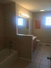 6323 Lakeside Ln in Lawrence, KS - Building Photo - Building Photo