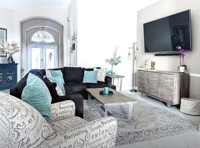 property at 15072 Corby Ct