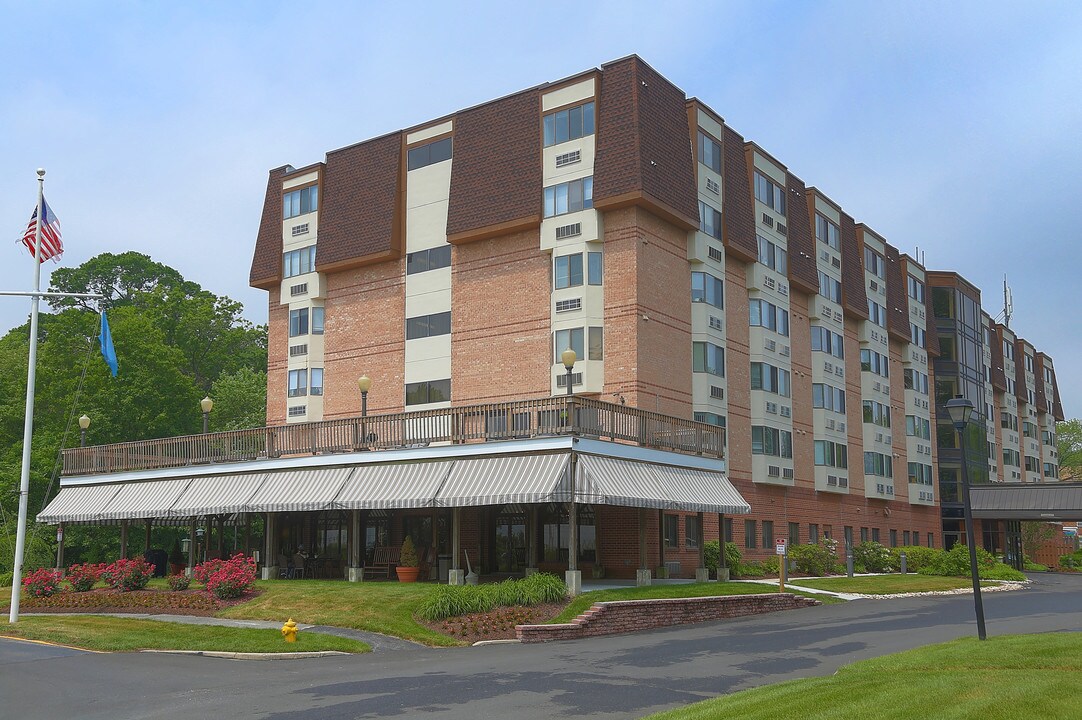 River Club Apartments 55+ Senior Community in Claymont, DE - Building Photo