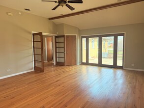 10901 62nd St in La Grange Highlands, IL - Foto de edificio - Building Photo