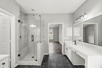 7531 Fall Creek Bend Ct in Humble, TX - Building Photo - Building Photo