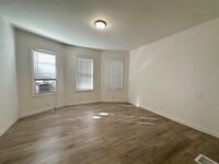 72 Easton St, Unit 1 in Boston, MA - Building Photo - Building Photo