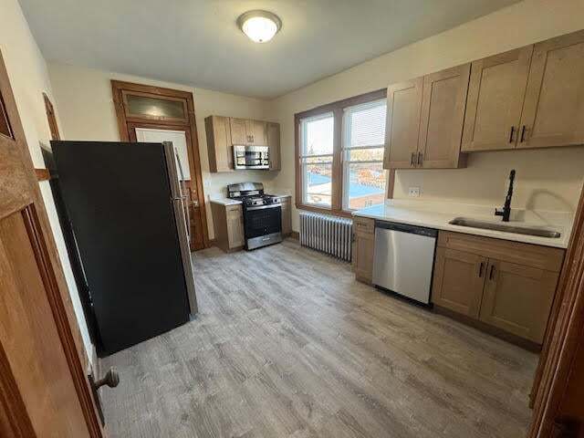 3242 N Natchez Ave, Unit 2R in Chicago, IL - Foto de edificio - Building Photo