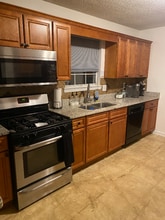 5130 Cascade Hills Cir SW in Atlanta, GA - Building Photo - Building Photo