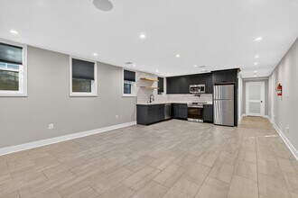 216 T St NE in Washington, DC - Building Photo - Building Photo