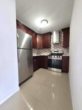 71-66 Parsons Blvd in Queens, NY - Foto de edificio - Building Photo