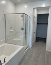 7376 N Decatur Blvd in Las Vegas, NV - Building Photo - Building Photo