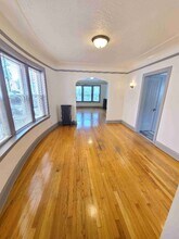 834 N Massasoit Ave in Chicago, IL - Building Photo - Building Photo