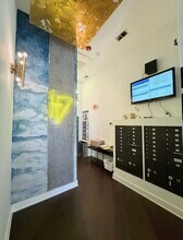 1402 H St NE, Unit 306 in Washington, DC - Foto de edificio - Building Photo