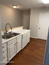 5010 Hunters Trail-Unit -Unit 2 in Wilmington, NC - Building Photo - Building Photo