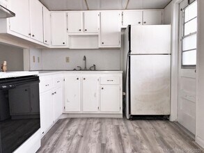 604 NE 2nd St-Unit -127 in Dania Beach, FL - Building Photo - Building Photo