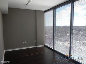 1080 Peachtree St NE in Atlanta, GA - Building Photo - Building Photo