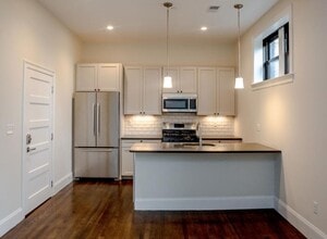 11 Newcomb St in Boston, MA - Building Photo - Building Photo