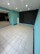 6550 Market St in Upper Darby Township, PA - Foto de edificio - Building Photo