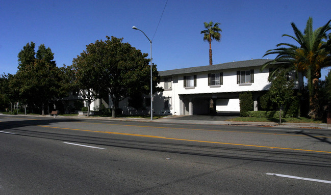 1335 W Campbell Ave in Campbell, CA - Building Photo - Building Photo