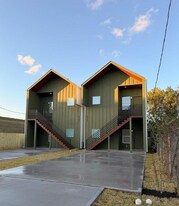 9705 Garcroft St in Houston, TX - Building Photo