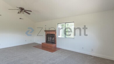 196 Browns Valley Rd in Watsonville, CA - Building Photo - Building Photo