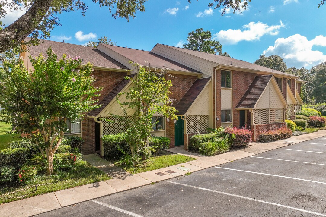 3207 Shamrock E in Tallahassee, FL - Building Photo