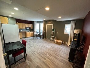 3040 Park Ave, Unit 2 in Minneapolis, MN - Building Photo - Building Photo