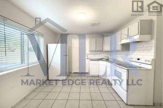 property at 1023 E Old Southern Ave