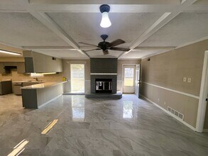 6313 Cheekwood Ave in Memphis, TN - Building Photo - Building Photo