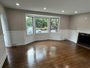 1831 N Newcastle Ave in Chicago, IL - Building Photo - Building Photo
