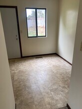 475 W Mae Rose Ave in Holland, MI - Building Photo - Building Photo