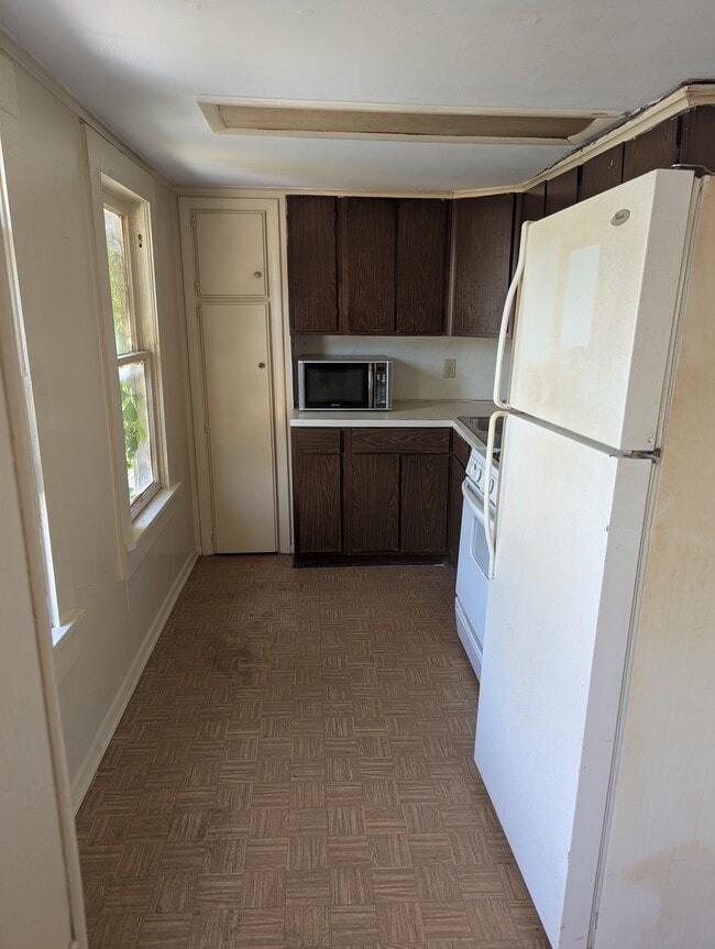 106 W 5th St in Wewoka, OK - Building Photo - Building Photo