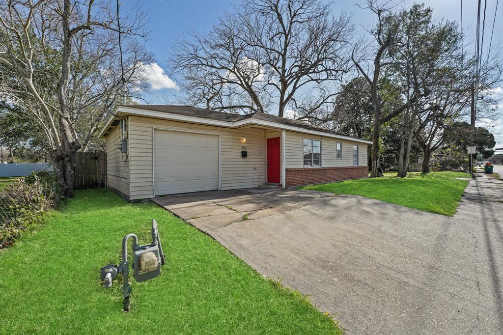 4418 Hirsch Rd in Houston, TX - Building Photo