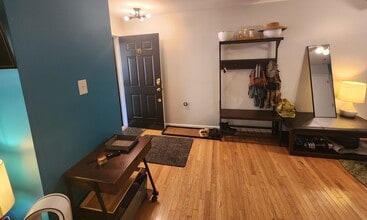 3922 Marquis Pl, Unit Furnished basement master in Woodbridge, VA - Building Photo - Building Photo