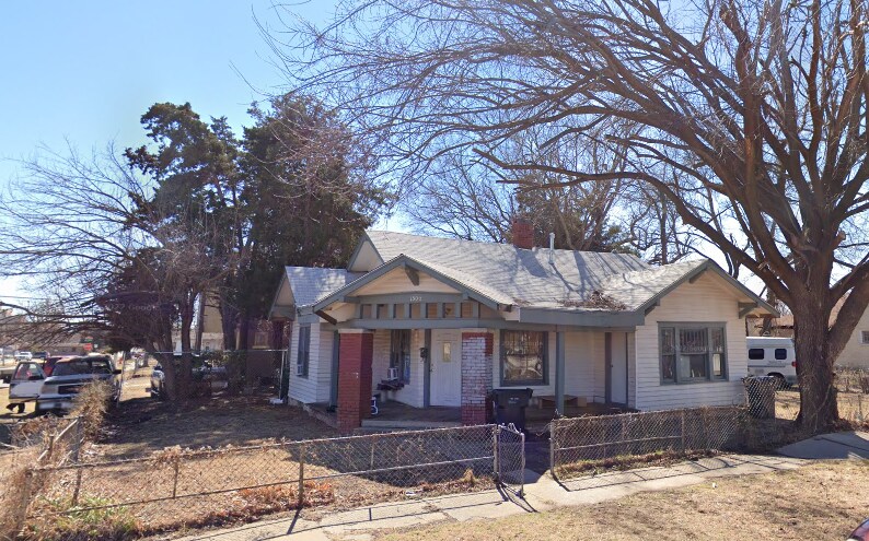 1500 NW 8th St in Oklahoma City, OK - Foto de edificio
