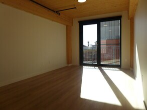 47 Thorndike St in Boston, MA - Building Photo - Building Photo