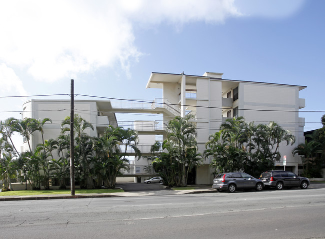 Union Plaza in Honolulu, HI - Building Photo - Building Photo