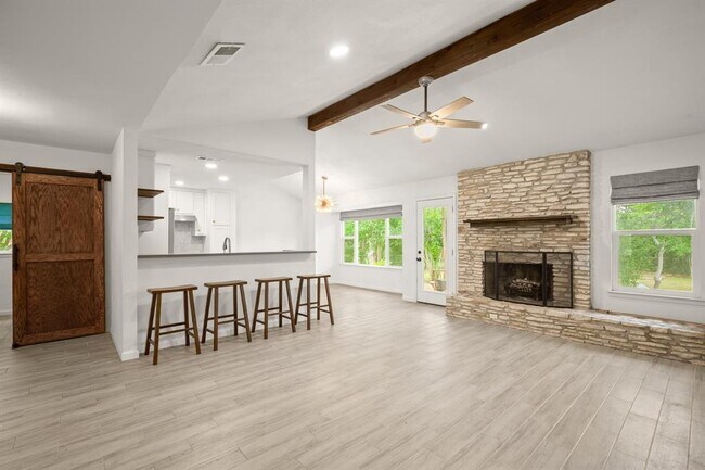 300 S Mt Rushmore Dr in Cedar Park, TX - Building Photo - Building Photo