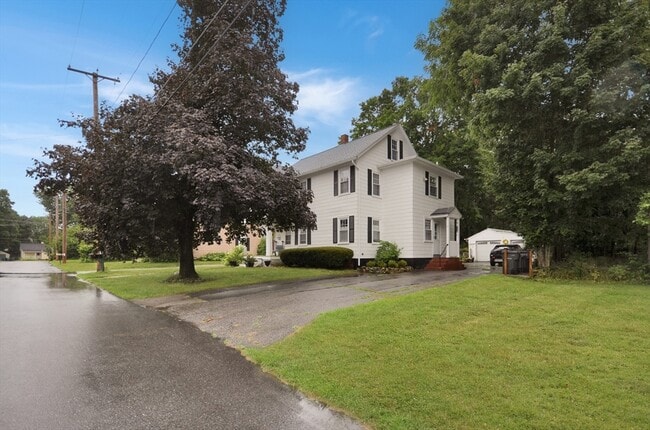 7 Prospect St in Grafton, MA - Building Photo - Building Photo