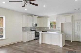 6908 Goya Ave in Baton Rouge, LA - Building Photo - Building Photo