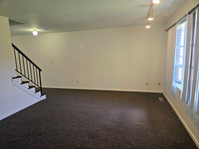 1415 Robert St in Fullerton, PA - Building Photo - Building Photo