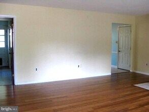 101 Fantasia Dr in Newark, DE - Building Photo - Building Photo