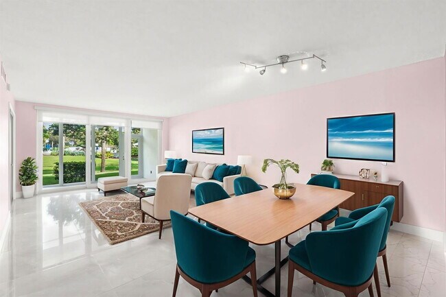 500 Oaks Ln in Pompano Beach, FL - Building Photo - Building Photo