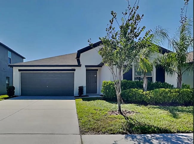 11275 Riley Pines Cir in Gibsonton, FL - Building Photo - Building Photo