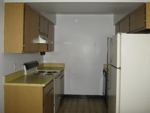2909 W Michigan Ave-Unit -1-C in Kalamazoo, MI - Building Photo - Building Photo