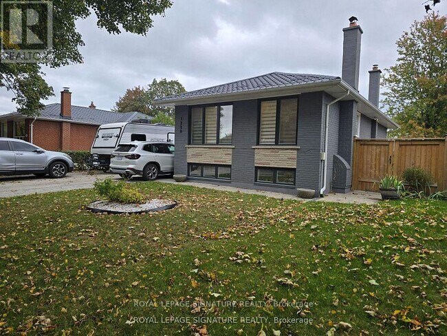 1228 Canvey Crescent in Mississauga, ON - Building Photo - Building Photo