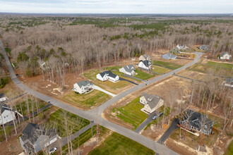 Cypress Glen at The Highlands in Chesterfield, VA - Building Photo - Building Photo