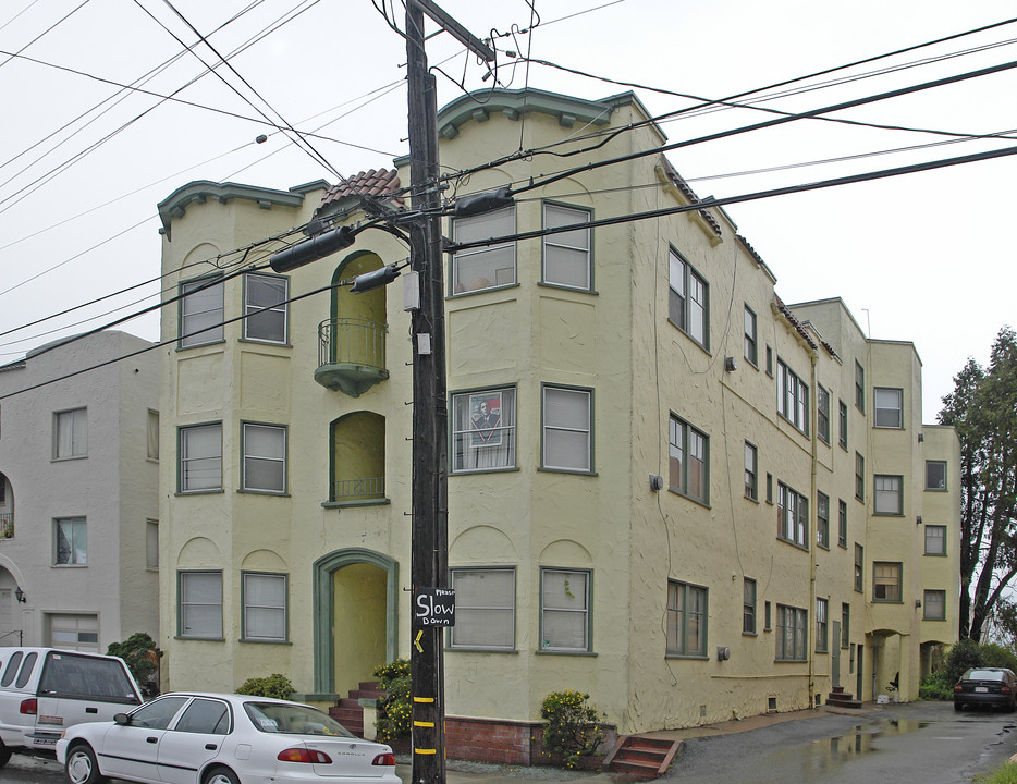 1970 Curtis St in Berkeley, CA - Building Photo