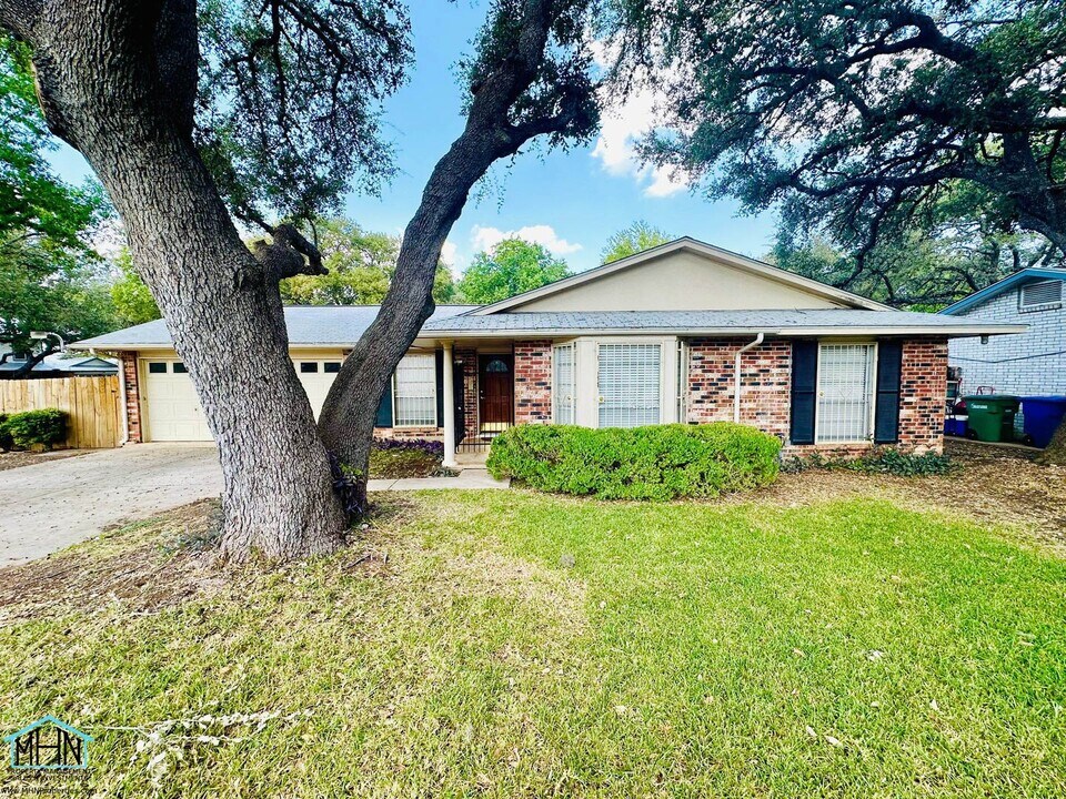 6231 Linus St in San Antonio, TX - Building Photo