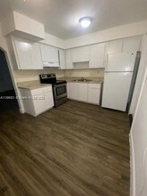 6241 Dawson St in Hollywood, FL - Building Photo - Building Photo