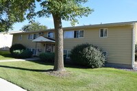 Maplewood Manor Apartments