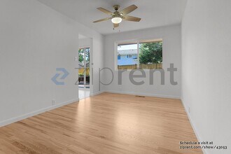 12219 SE 64th Pl in Bellevue, WA - Building Photo - Building Photo